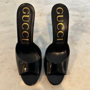 GUCCI mules, size 39, NWOB!